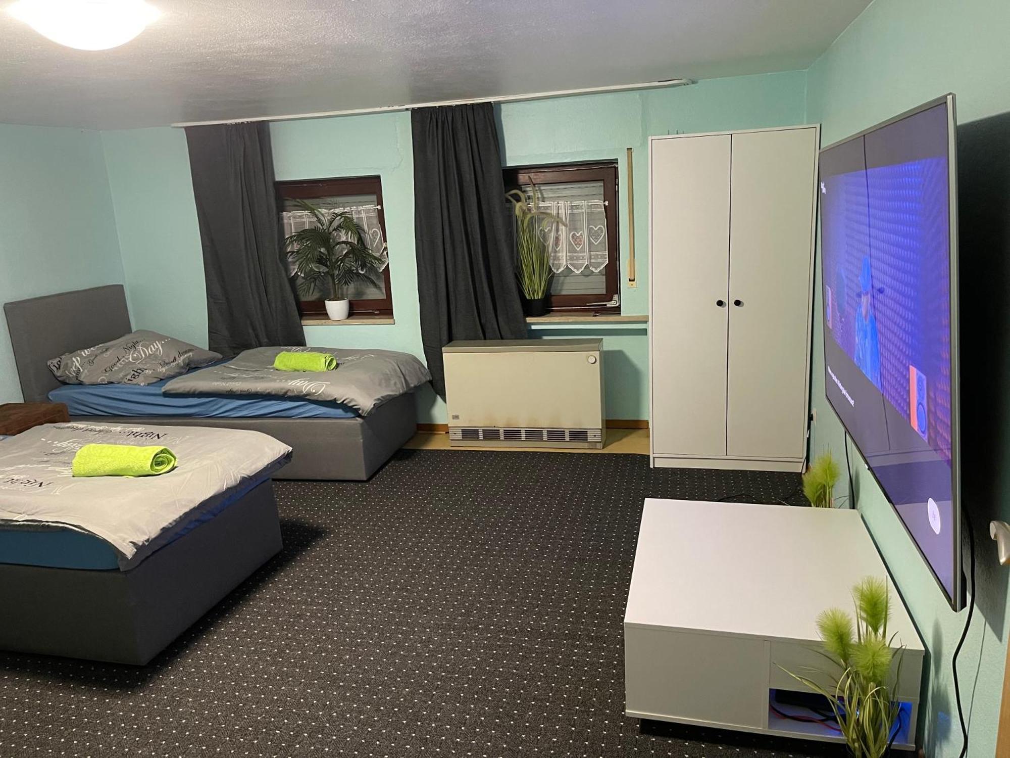 Chambre Avec 3 Lits Trier Exteriör bild